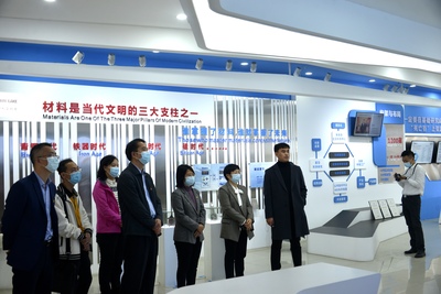 領略前沿科技魅力,增強科技自立自強意識--市直機關黨建第一協(xié)作組開展主題黨建活動